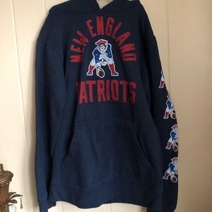 NEW ENGLAND PATRIOTS HOODIE SMALL